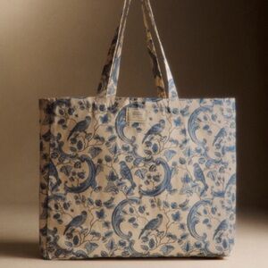 🇫🇷Sezane tote + gift bag